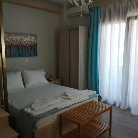 Perla Studios Paralia Dionisiou Exterior foto